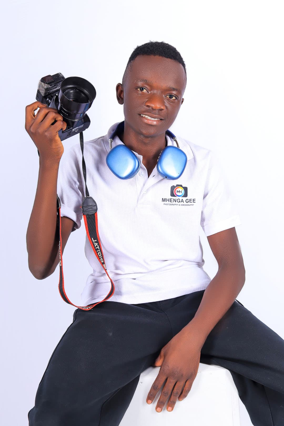 Mhengagee Media Behind the Scenes